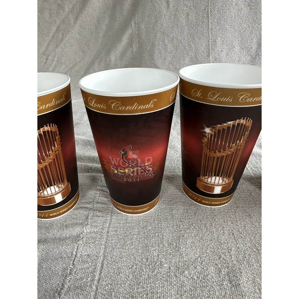 2011 World Series Championship Plastic Cups STL Cardinals - Saint Louis! Set 4